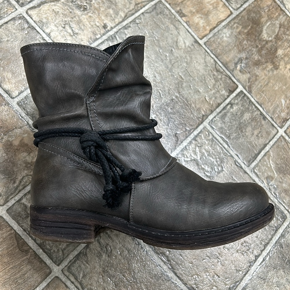 Alberto Sherpa Lined Slouch Boots with Rope and Side Zip, Charcoal Grey